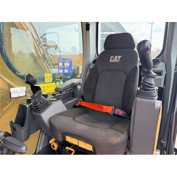 2020 Caterpillar 330-46885584