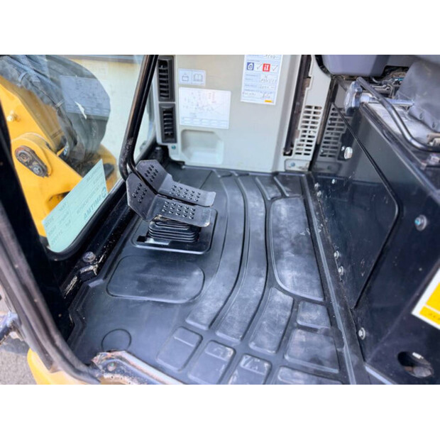 2020 كاتربيلر 303.5ECR-46886244