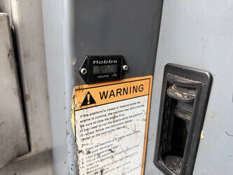 2010-takeuchi-tb235-1448739-46886331