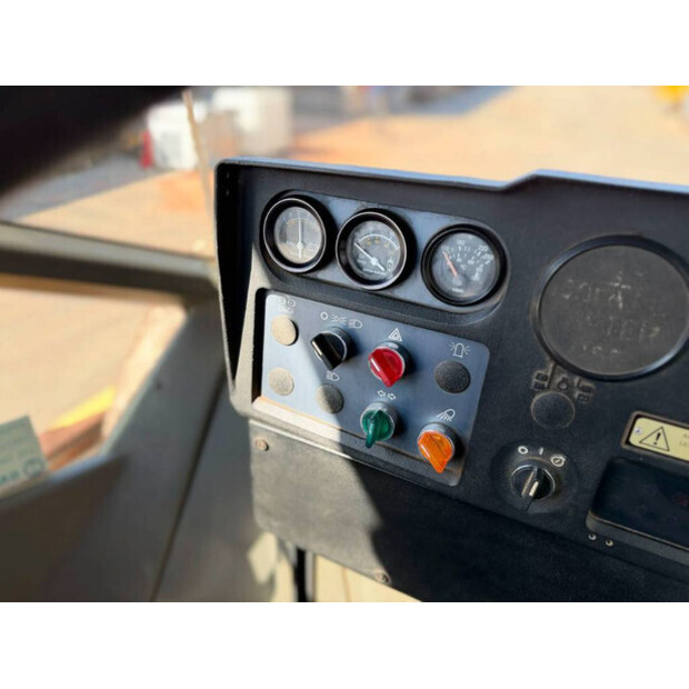 2011 ديناباك CA612D-46887130