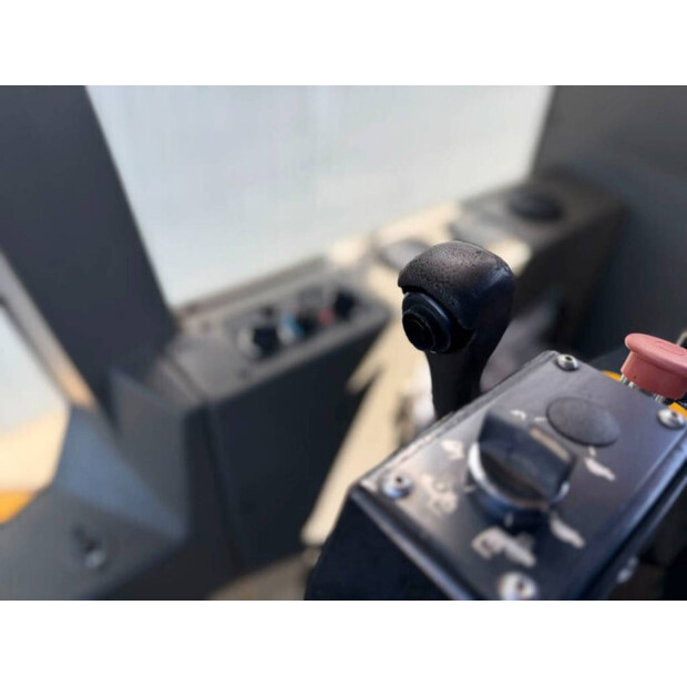 2011 ديناباك CA612D-46887134