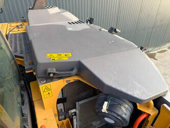 2016-volvo-ewr150e-1448766-46887589