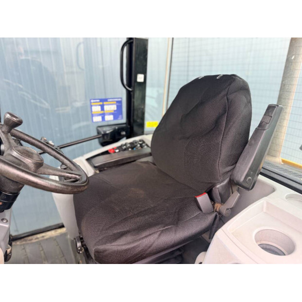 2016 Caterpillar 907M-46887632