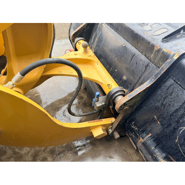 2016 Caterpillar 907M-46887649