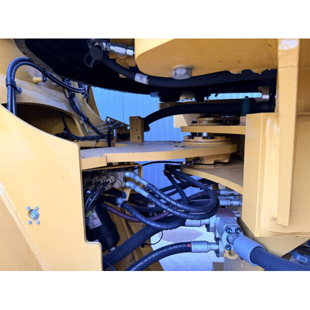 2015 Caterpillar 962M-46887721