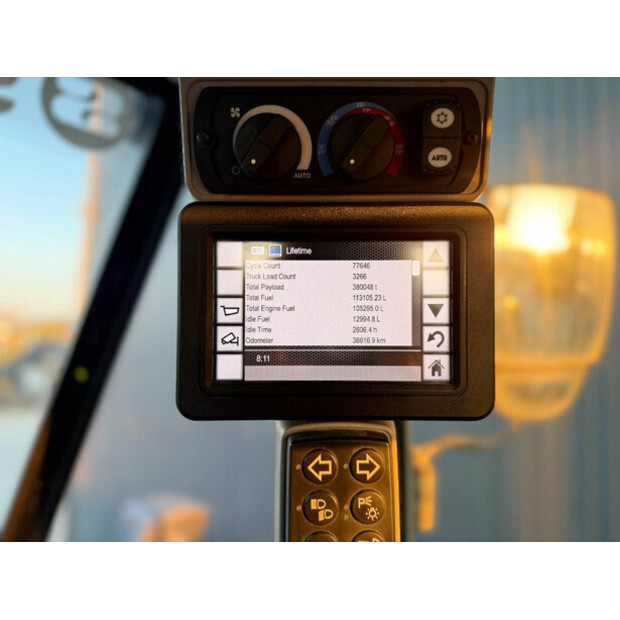 2017 Caterpillar 966M-46887827