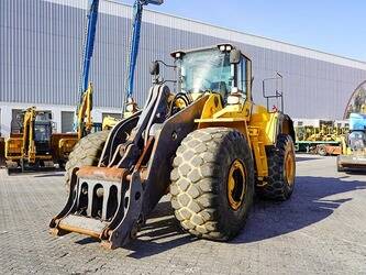 Image de CHARGEUSES SUR PNEUS 2012 Volvo L220G