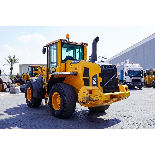 2012 Volvo L90G-46887857