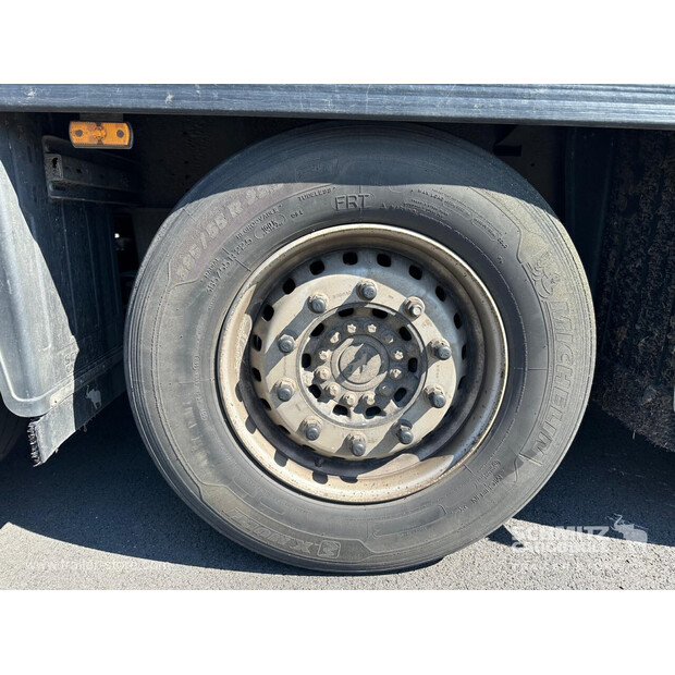 2015 شميتز كارجوبول OTHERS-46888229