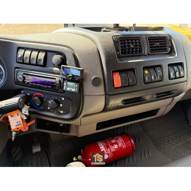 2012 DAF LF180-46888325