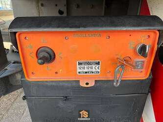 2012-daf-lf180-46888326