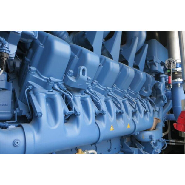 2017 ام تي يو 12V4000G63-46888408