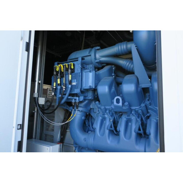 2017 ام تي يو 12V4000G63-46888443