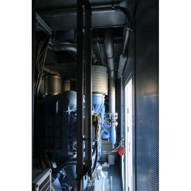 2017 ام تي يو 12V4000G63-46888451