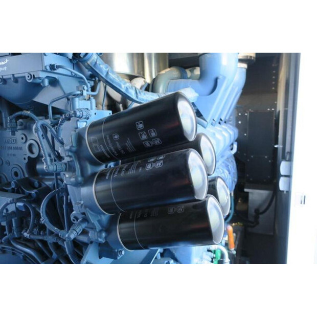 2009 ام تي يو 12V4000-46888478