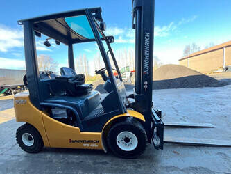 2015-jungheinrich-tfg425s-1448815-46888600