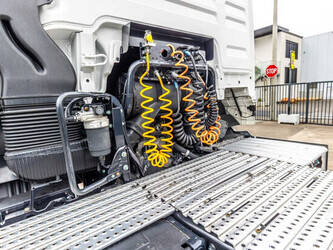 2021-man-tgx-18-470-1448823-46888755