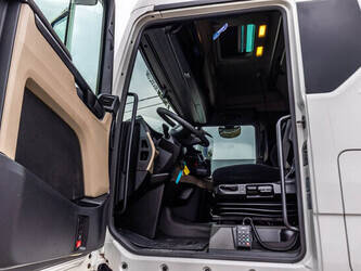 2021-man-tgx-18-470-1448823-46888762