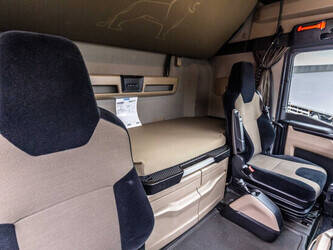 2021-man-tgx-18-470-1448823-46888766