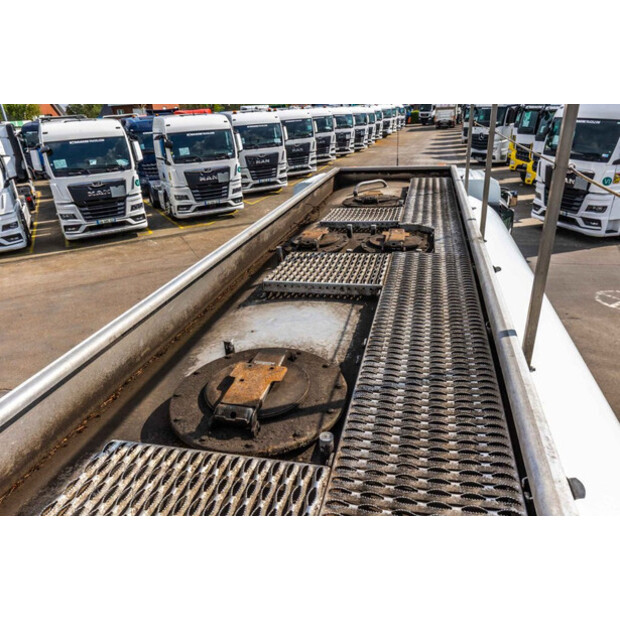 2002 Renault PREMIUM 270-46888791