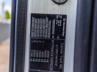 2021-mercedes-benz-arocs-2643-46888863