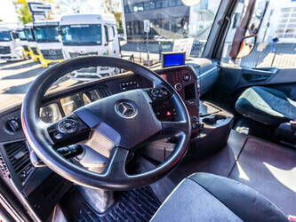 2016-mercedes-benz-arocs-4745l-46888877