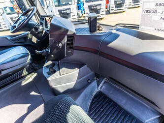 2016-mercedes-benz-arocs-4745l-46888878