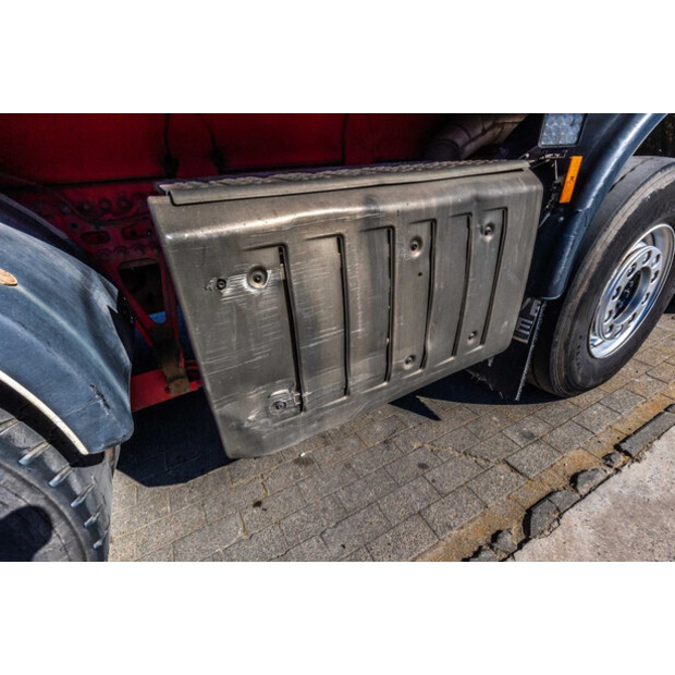 2016 Mercedes-Benz AROCS 4745L-46888889