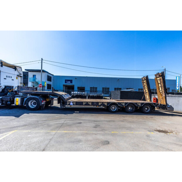 2002 Robuste Kaiser S570-46888895