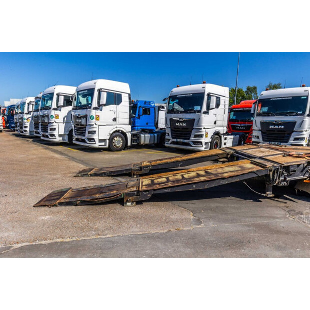 2002 Robuste Kaiser S570-46888899