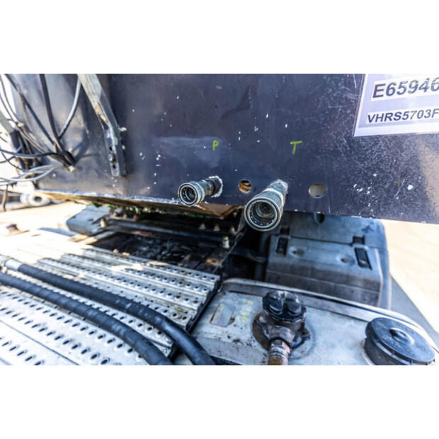 2002 Robuste Kaiser S570-46888906