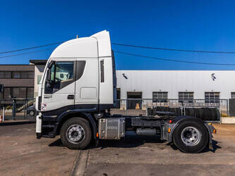 2016-iveco-stralis-460-1448832-46888914