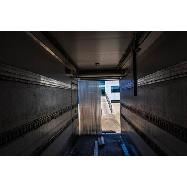 2013 Renault MIDLUM 220.16-46888949