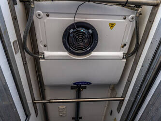 2013-renault-midlum-220-16-1448833-46888952