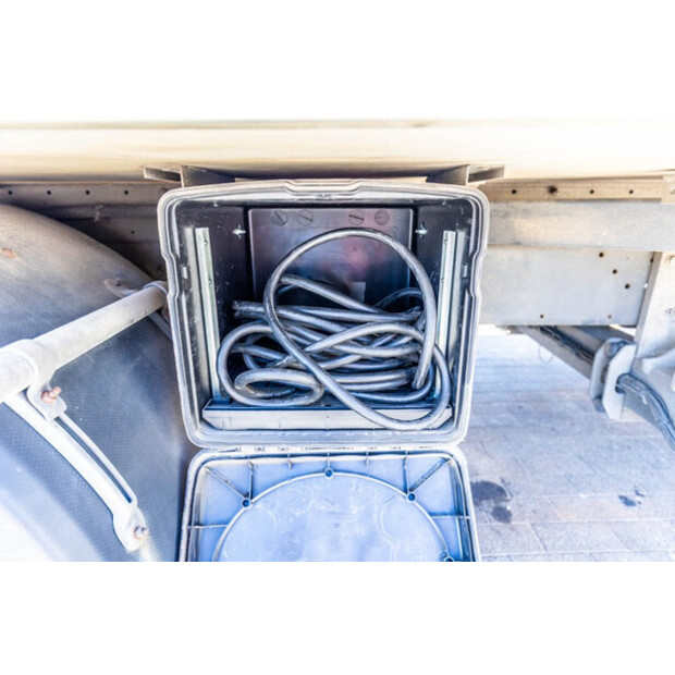 2013 Renault MIDLUM 220.16-46888957