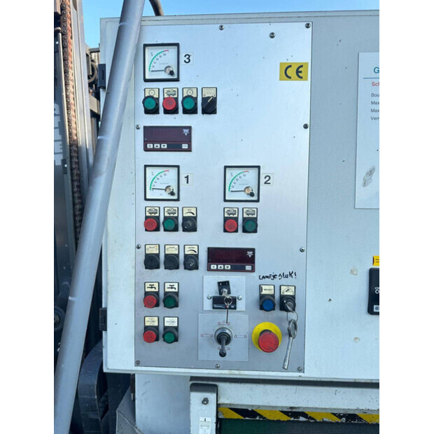 1999 أخرى 2000-46888994