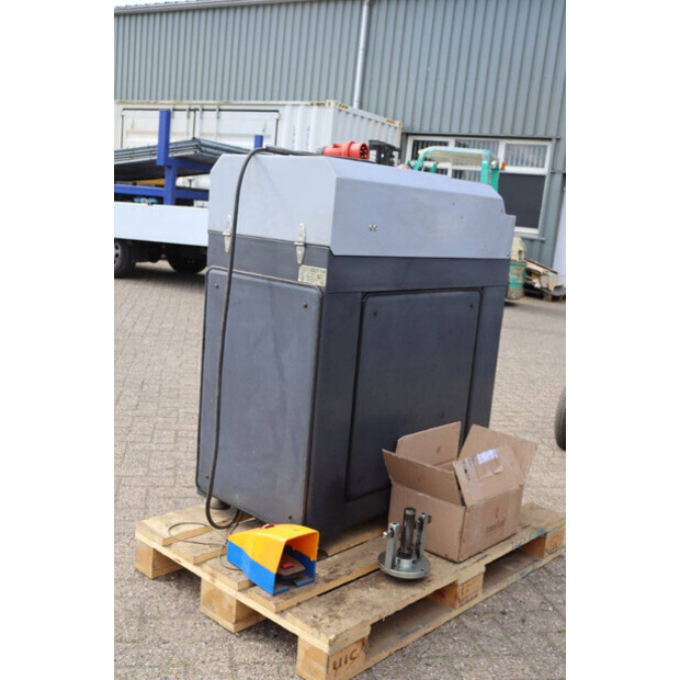 1999 One Skive 5-50-46889000