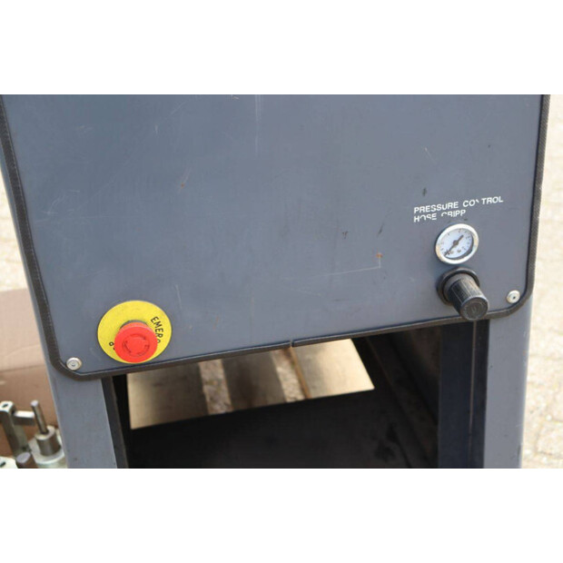 1999 One Skive 5-50-46889004