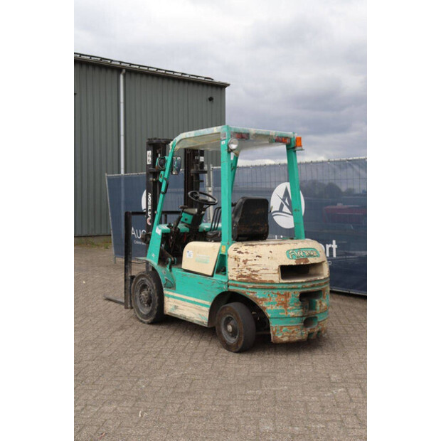 2005 ارتيسون FD25-46889019