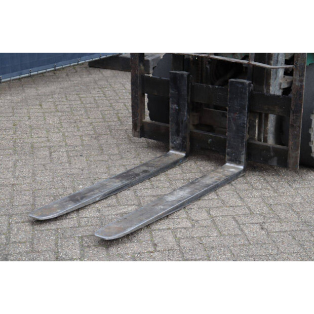 2005 ارتيسون FD25-46889025