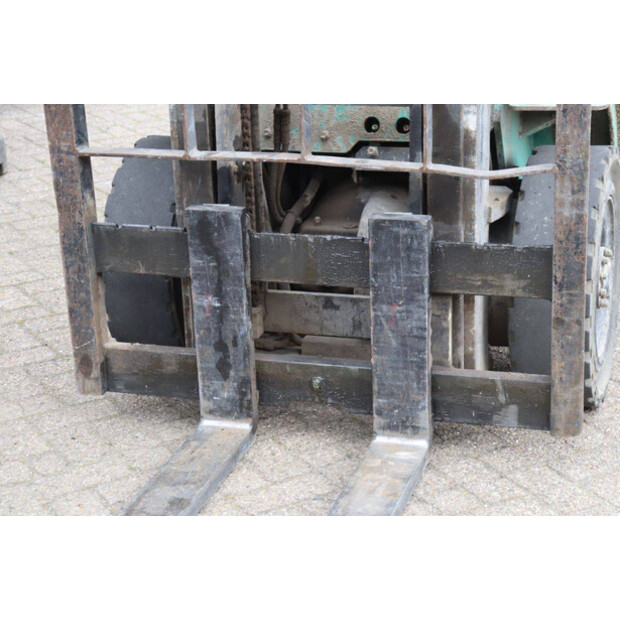 2005 ارتيسون FD25-46889026