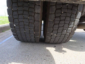 2013-volvo-fm410-1448839-46889068