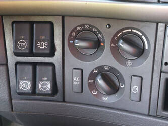 2013-volvo-fm410-1448839-46889084