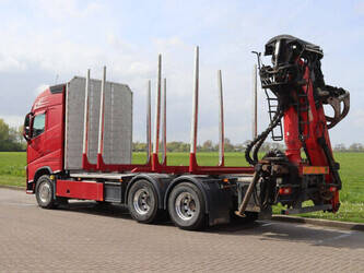 2016-volvo-fh540-1448841-46889143