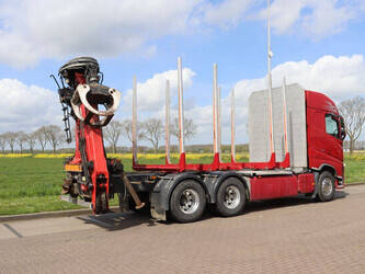 2016-volvo-fh540-1448841-46889145