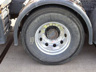 2016-volvo-fh540-1448841-46889154