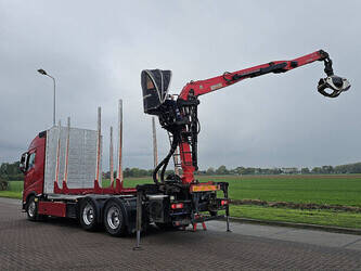 2016-volvo-fh540-1448841-46889192