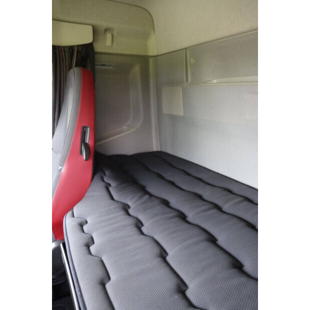 2020 Volvo FH500-46889237