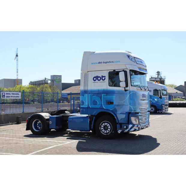 2017 داف XF 440-46889364