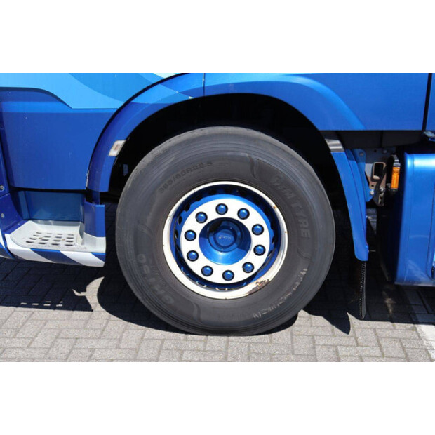 2017 داف XF 440-46889373